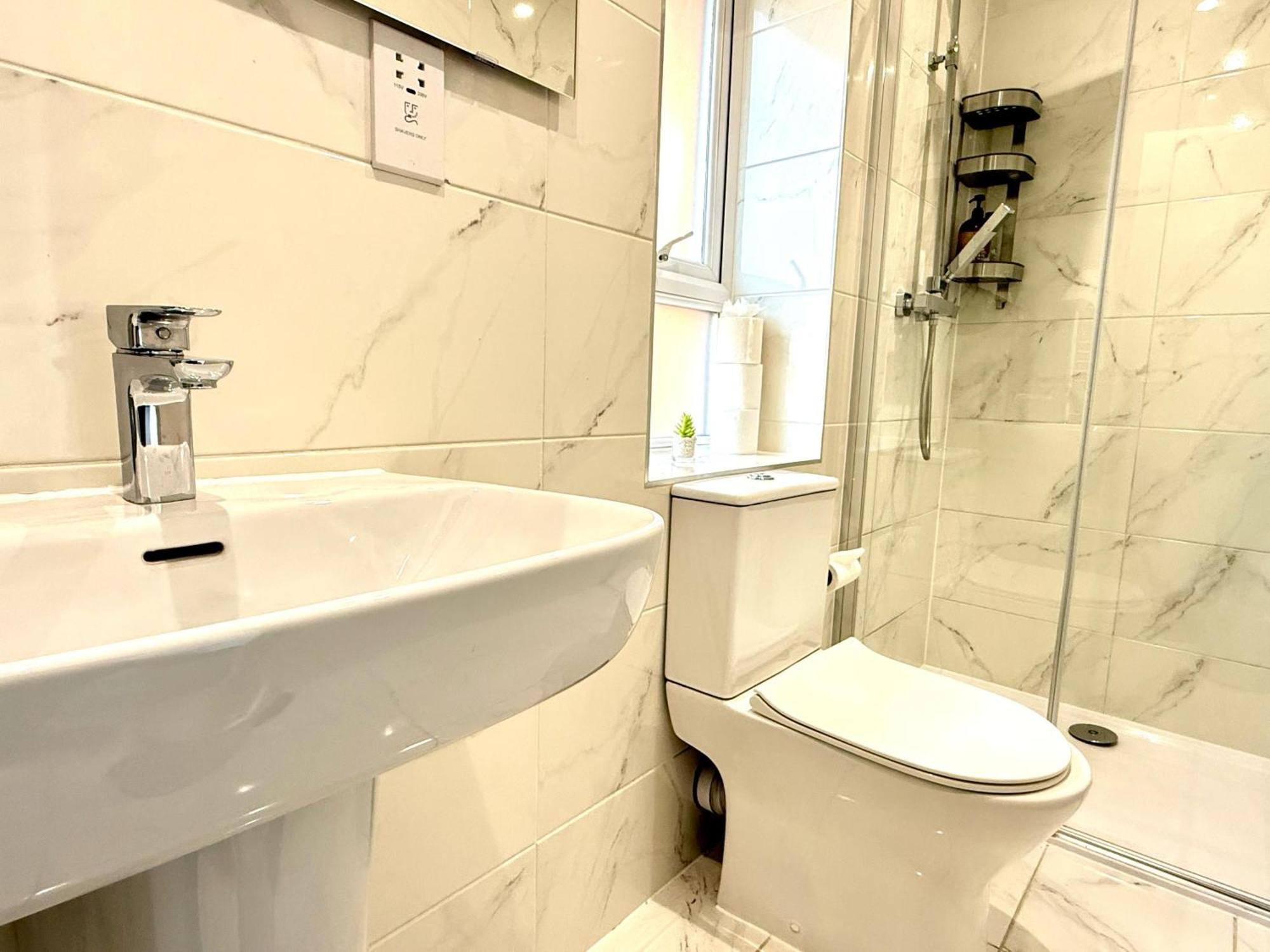 Panorama House, Luxury 2-Bedroom Apartment 2 キッドリントン エクステリア 写真